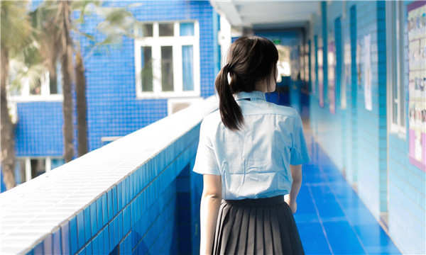 梁溪如何找到一个可以帮助我生孩子的女人？